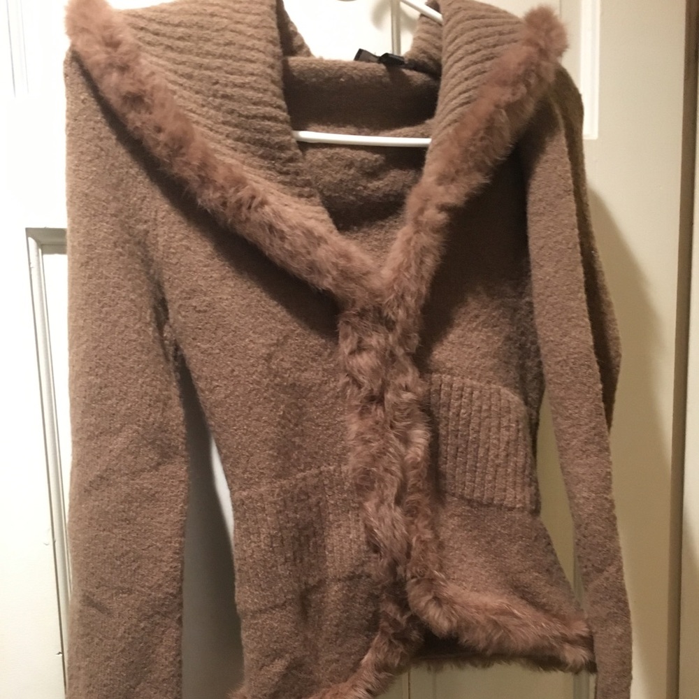 Brown cardigan with hood & clasps /rabbit fur trim